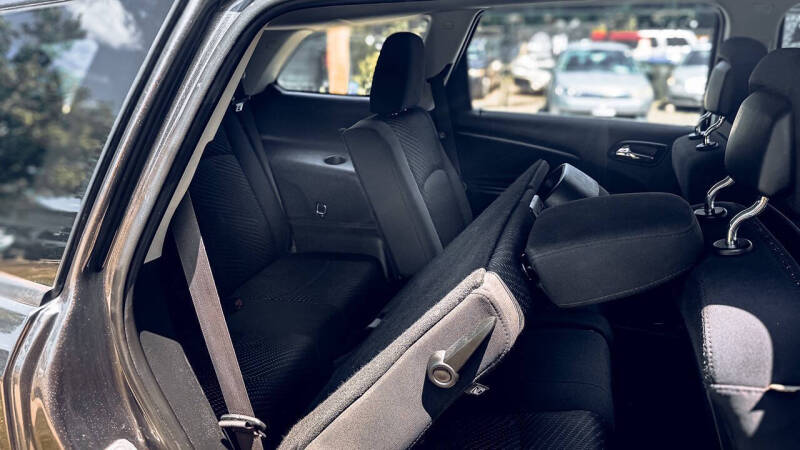 2015 Dodge Journey American Value Package