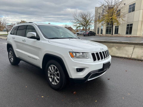 2015 Jeep Grand Cherokee for sale at The Car-Mart in Bountiful UT