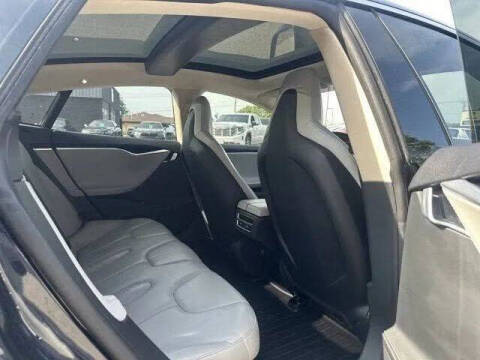 2014 Tesla Model S