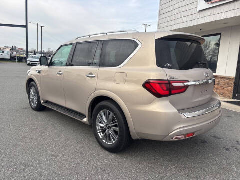 2021 Infiniti QX80 Luxe