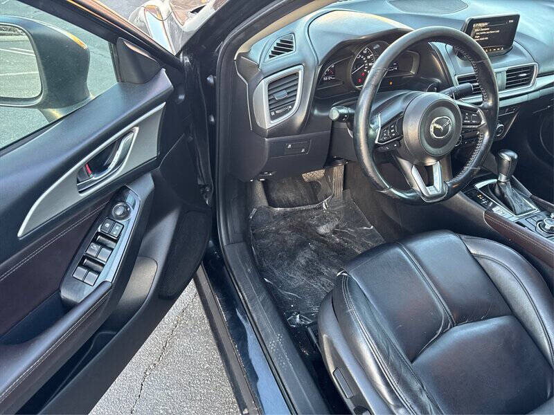 2017 Mazda MAZDA3 Touring