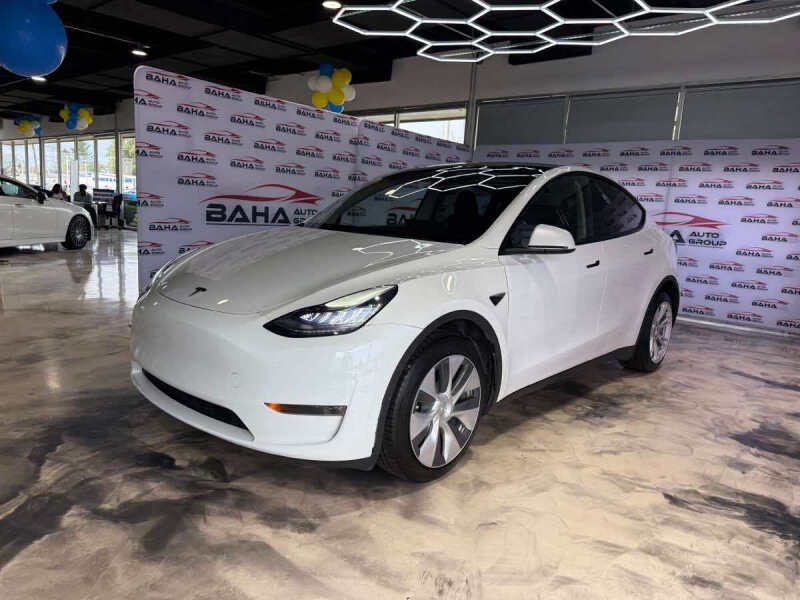2023 Tesla Model Y Long Range