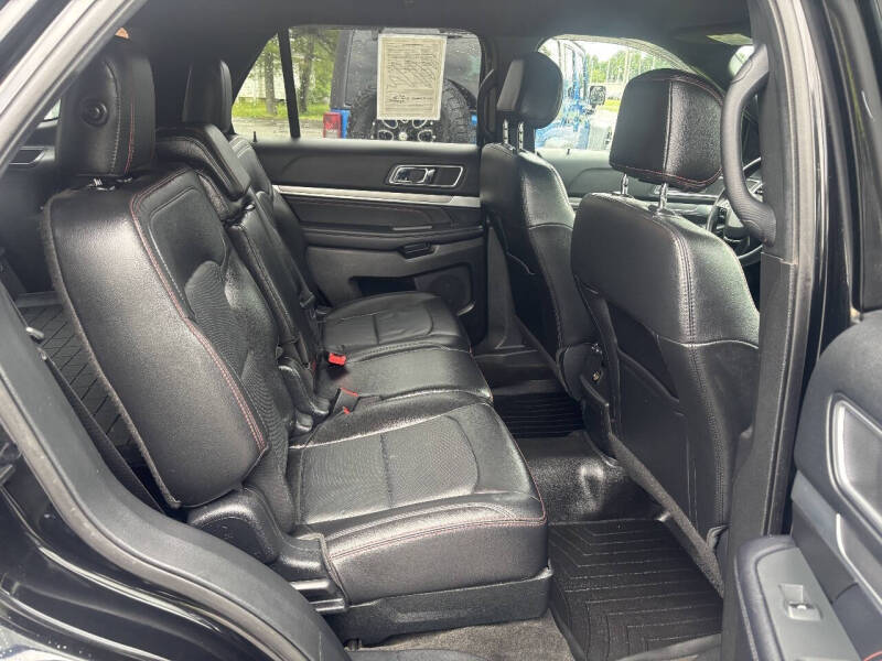 2017 Ford Explorer Sport