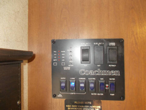 2014 Coachmen RV Liberty Edition