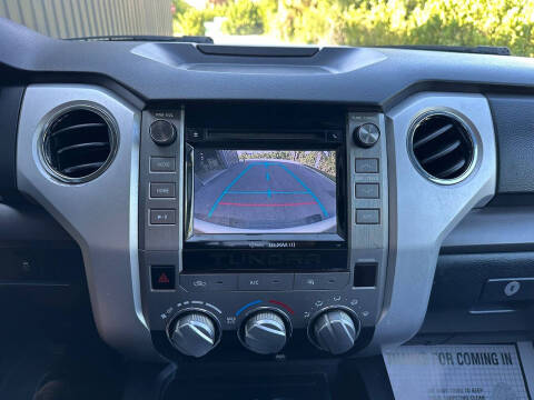 2014 Toyota Tundra SR5