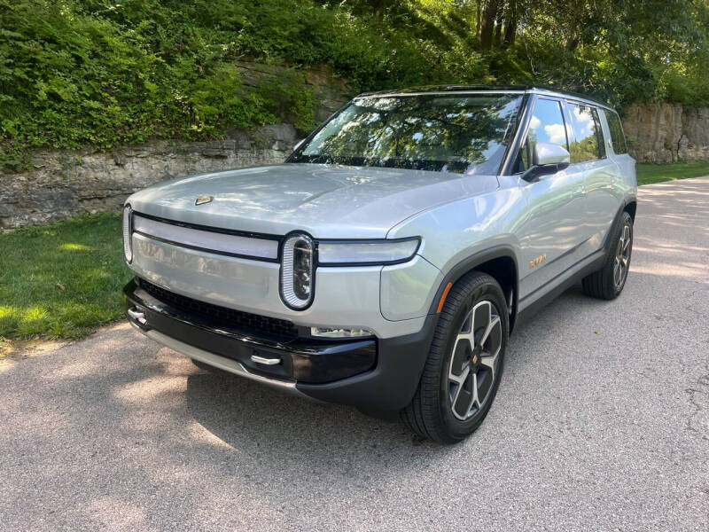 2023 Rivian R1S for sale at Bogie's Motors in Saint Louis MO