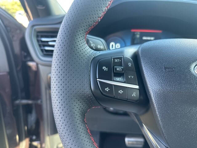 2023 Ford Escape ST-Line Select