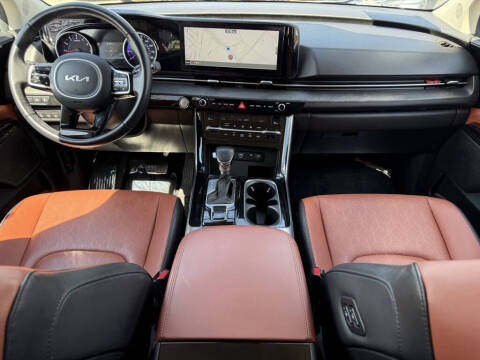 2022 Kia Carnival SX