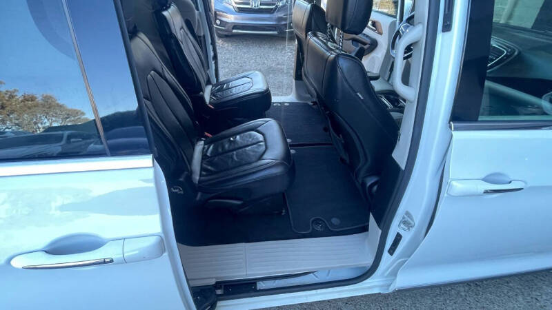 2018 Chrysler Pacifica Touring L