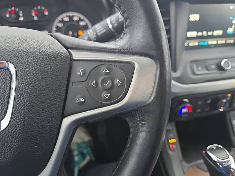 2017 GMC Acadia SLE-2