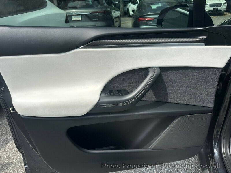 2024 Tesla Model X Plaid