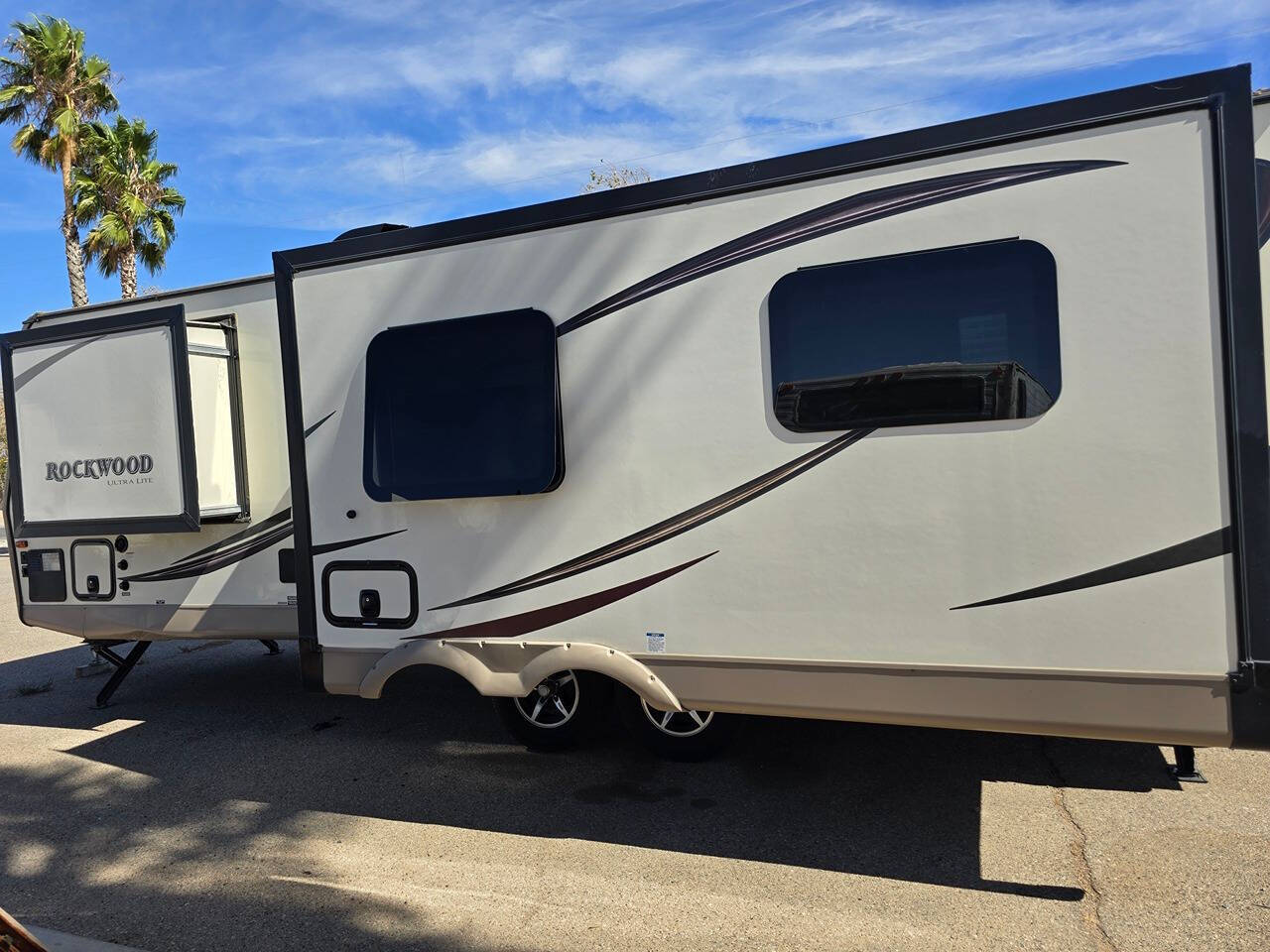 2016 Forest River Rockwood Ultra Lite for sale at DOUBLE DEUCE AUTO in Hesperia, CA