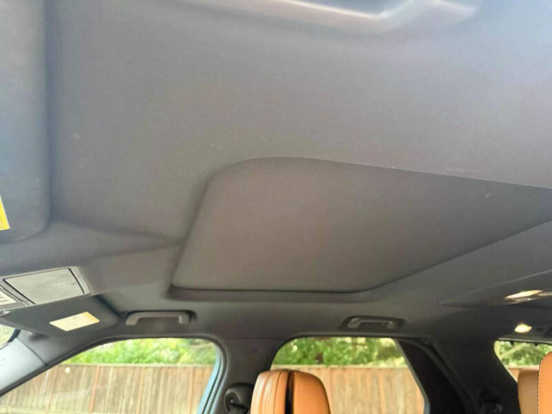 2017 Land Rover Discovery HSE Luxury