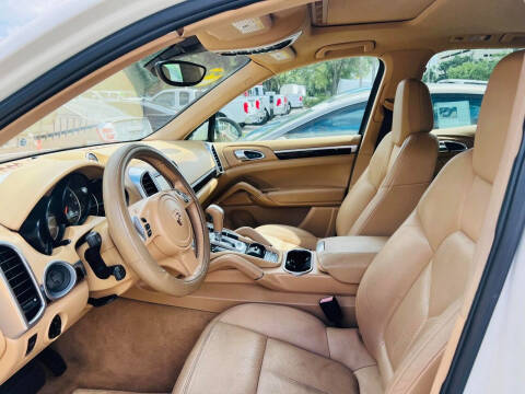 2012 Porsche Cayenne Tiptronic