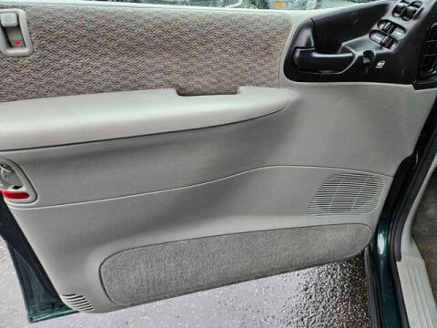 1998 Dodge Grand Caravan SE
