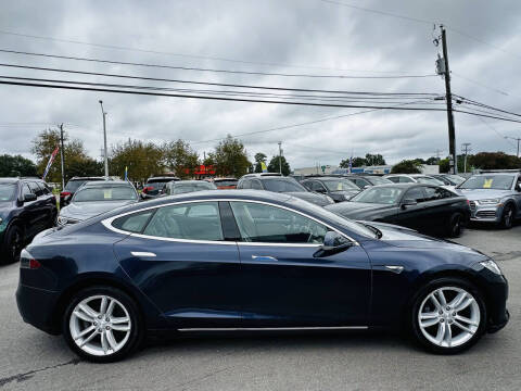 2013 Tesla Model S