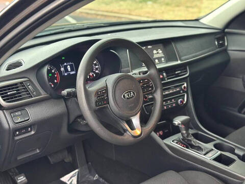 2018 Kia Optima LX