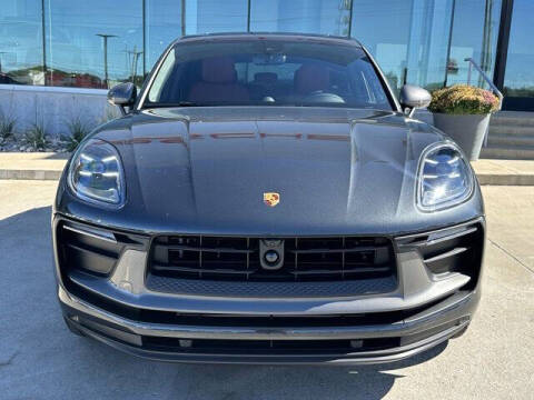 2026 Porsche Macan T
