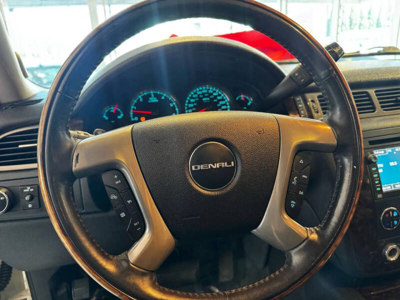 2009 GMC Yukon Denali