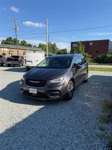 2021 Chrysler Pacifica Touring L