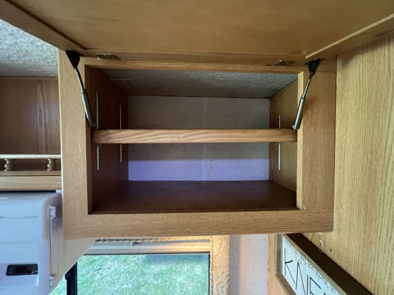 2001 Winnebago Journey 36L