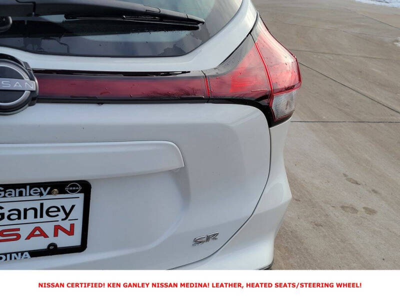 2024 Nissan Kicks SR