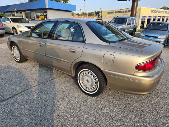 2005 Buick Century for sale at QUEENSGATE AUTO SALES in York, PA