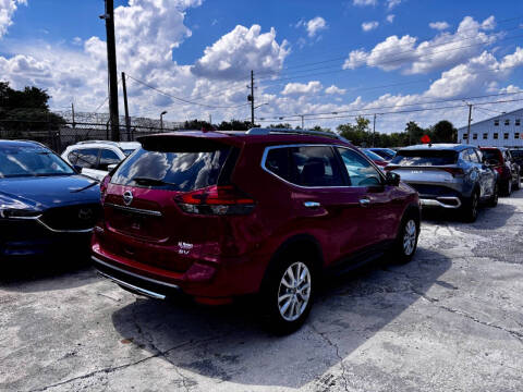 2017 Nissan Rogue SV