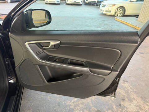 2015 Volvo V60 T5 Drive-E Premier