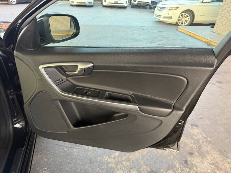 2015 Volvo V60 T5 Drive-E Premier