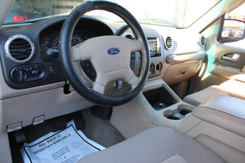 2003 Ford Expedition XLT