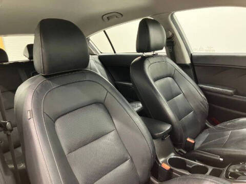 2017 Kia Forte5 EX