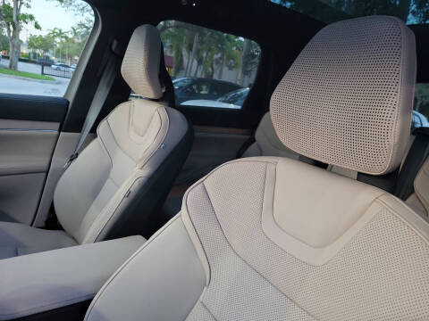 2025 Volvo EX90 Twin Performance Ultra 7P