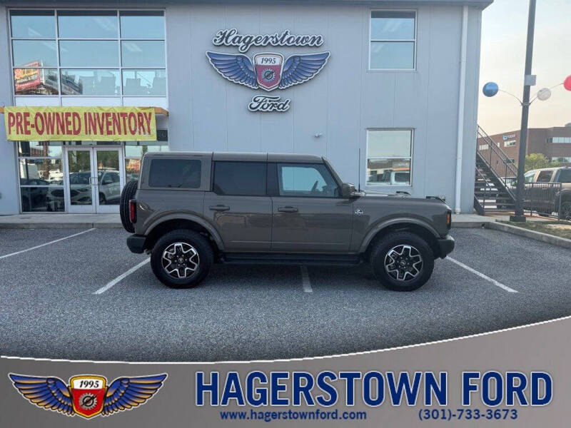 2025 Ford Bronco Outer Banks