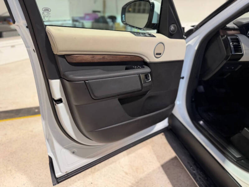 2017 Land Rover Discovery HSE