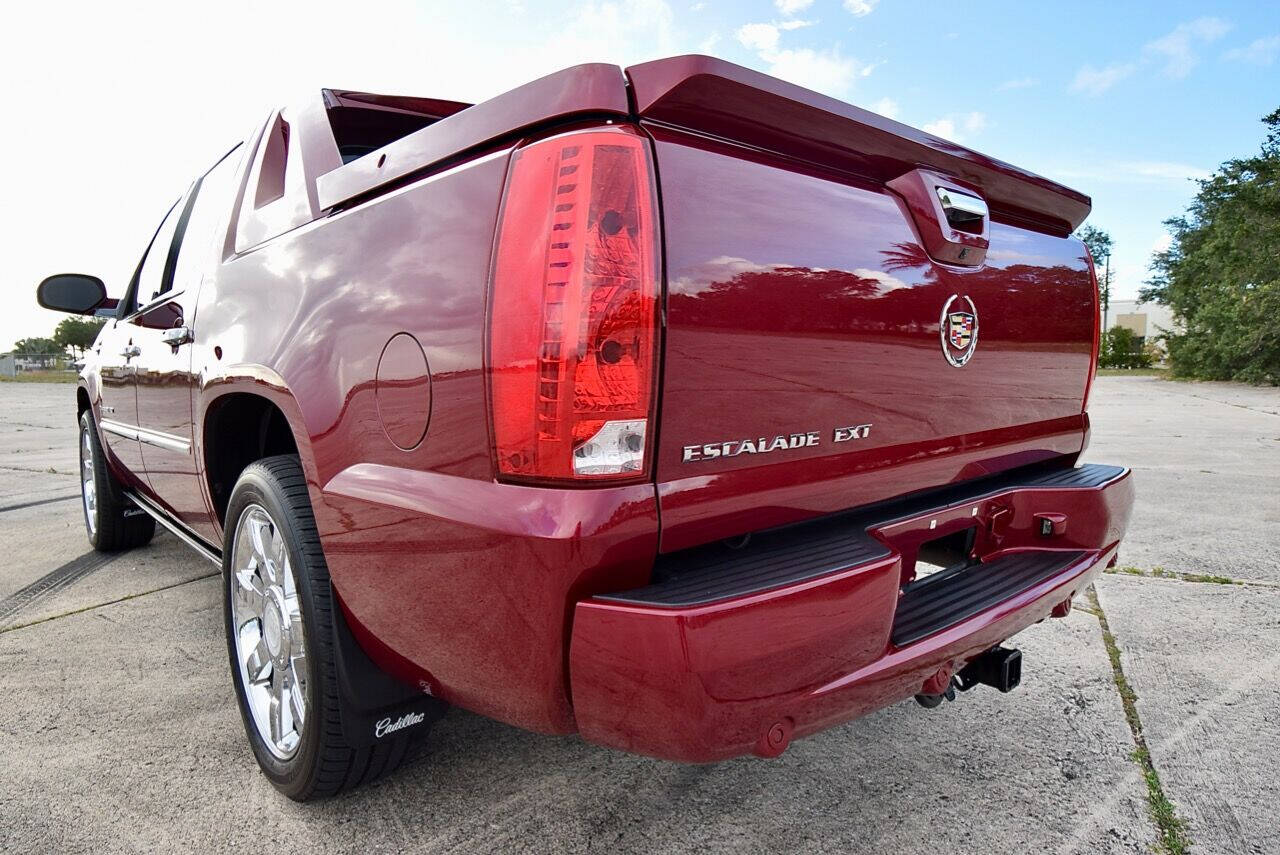 2007 Cadillac Escalade EXT 10