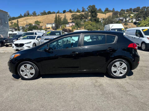 2016 Kia Forte5 LX