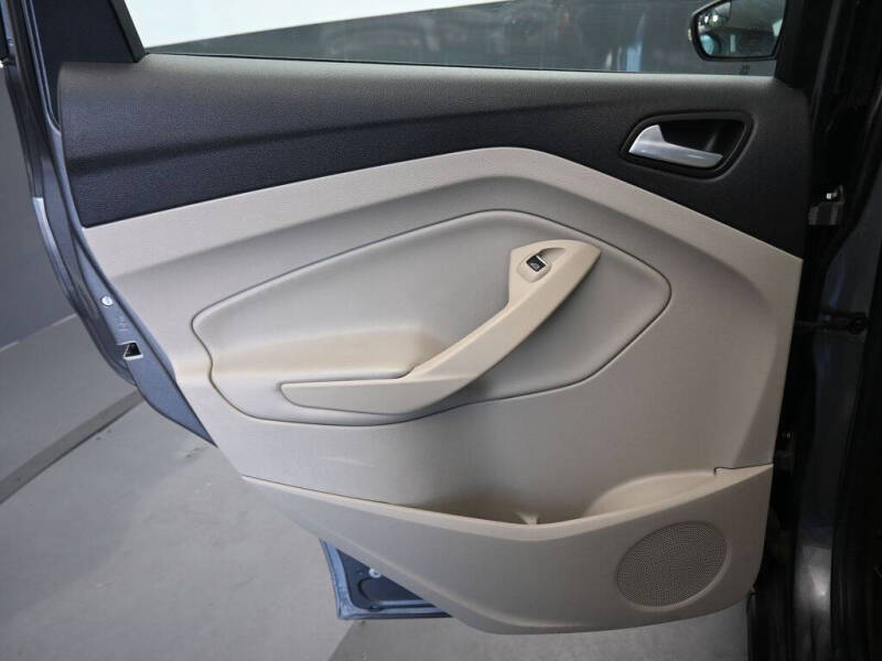 2014 Ford C-MAX Hybrid SE