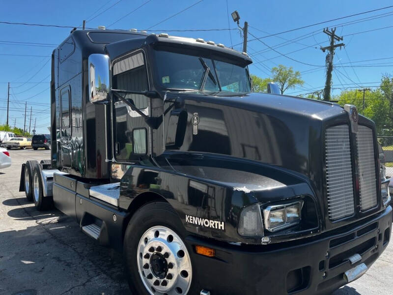 Kenworth T600