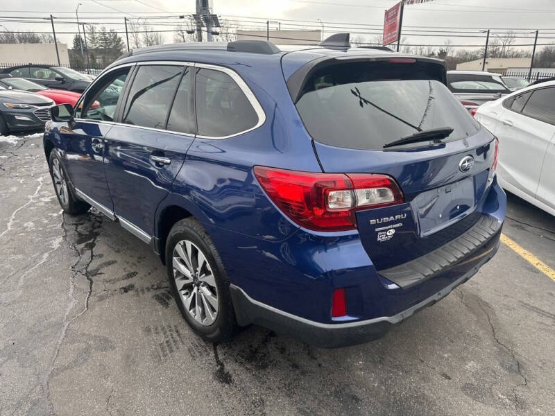 2017 Subaru Outback 2.5i Touring