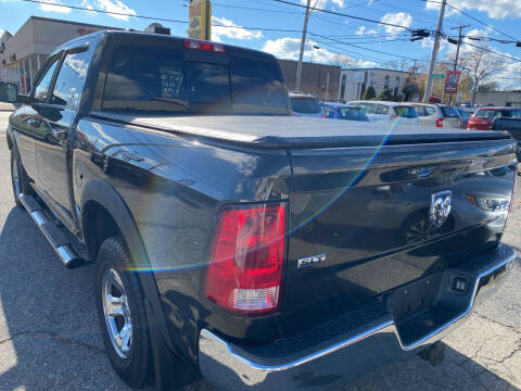 2013 RAM 1500 SLT