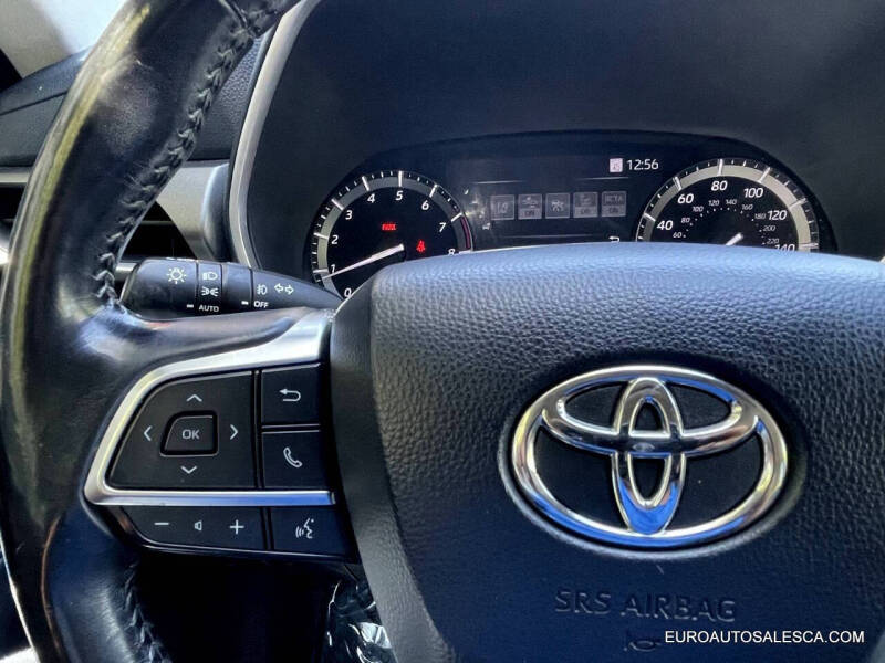 2021 Toyota Highlander XLE