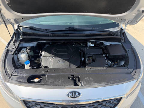 2020 Kia Sedona LX