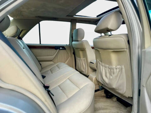 1994 Mercedes-Benz E-Class E 320