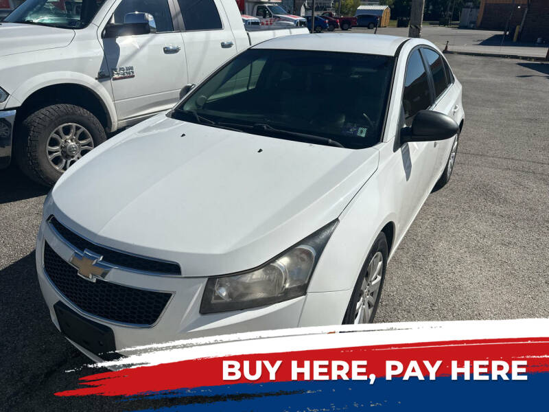 2011 Chevrolet Cruze for sale at RACEN AUTO SALES LLC in Buckhannon WV