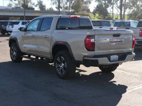 2024 GMC Canyon AT4