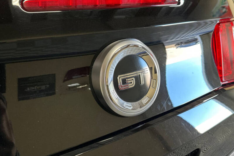 2010 Ford Mustang GT Premium