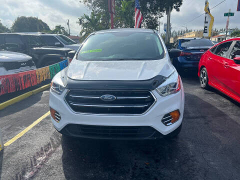 2017 Ford Escape for sale at Import & Export Auto Sales in Hialeah FL