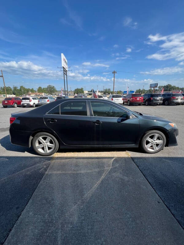 2014 Toyota Camry L photo 7