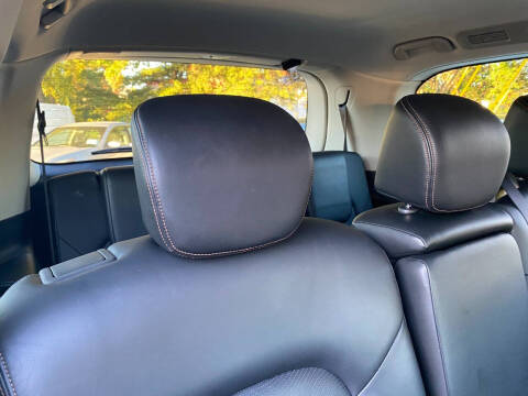 2017 Nissan Armada SL